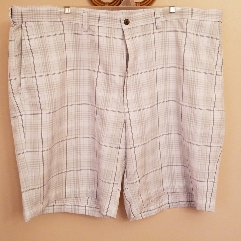 Haggar men's dress shorts.